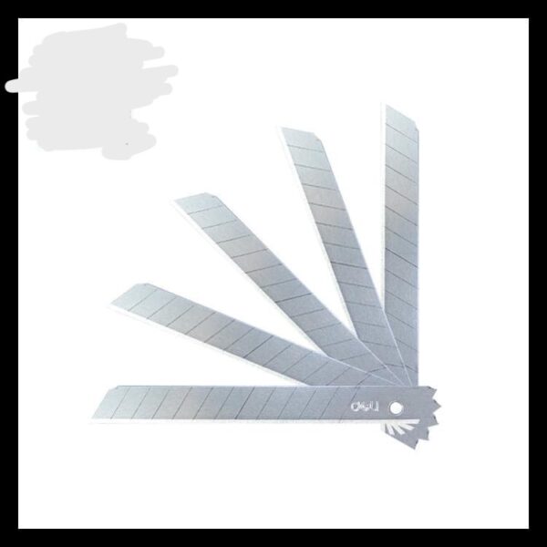 Isi Refill Cutter Kecil DELI 40651 isi 5 pcs - Gambar 3